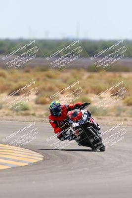 media/Sep-25-2023-Moto Forza (Mon) [[81ffa65e0a]]/B-C Group/Session 3 (Turn 16)/